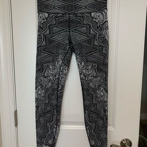 Lululemon leggings- size 10